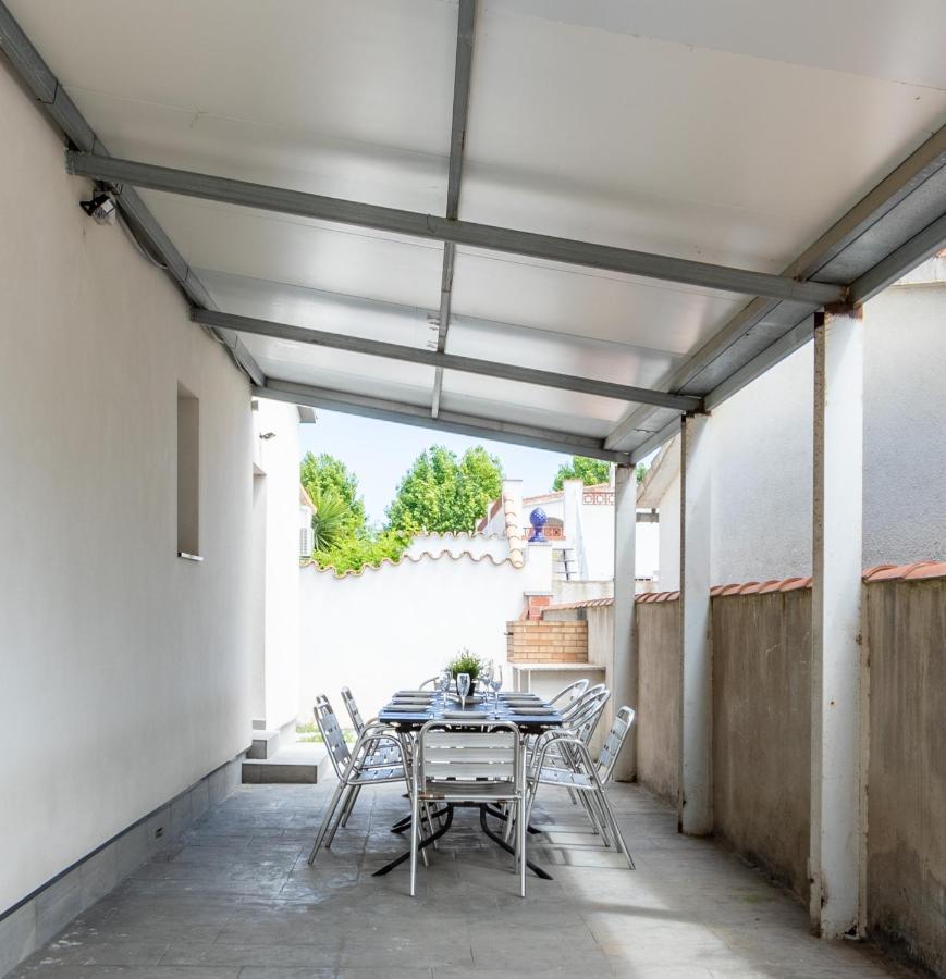 Goldhome - New House With Private Heated Pool, Parking, Wifi, Games Room Empuriabrava Zewnętrze zdjęcie
